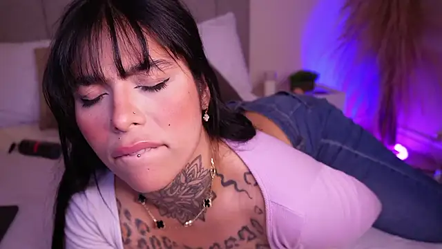 curvyliciousss online show from 02.03.25