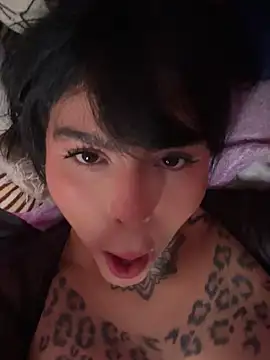 curvyliciousss online show from 11.18.25