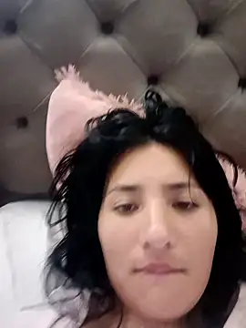 Snapshot of emily_honter chatting on 01.16.25 emily honter online show from 01.16.25