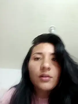 Snapshot of emily_honter chatting on 03.06.25 emily honter online show from 03.06.25