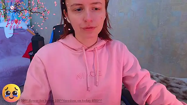 Snapshot of DanaMartina chatting on 02.23.25 DanaMartina online show from 02.23.25