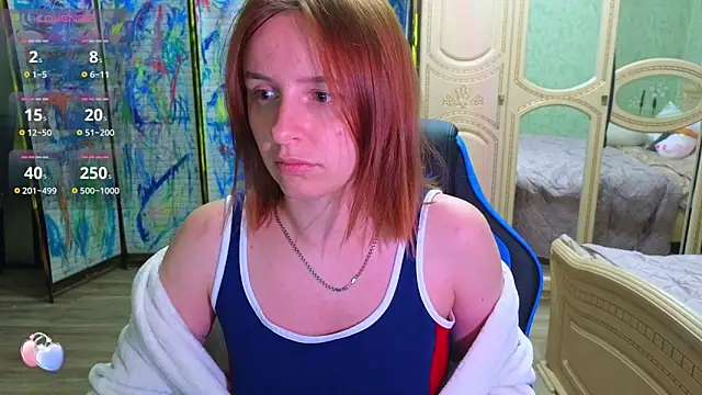 Snapshot of DanaMartina chatting on 09.27.25 DanaMartina online show from 09.27.25