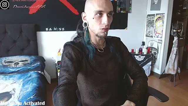 Snapshot of davidroses420 chatting on 10.04.25 davidroses420 online show from 10.04.25