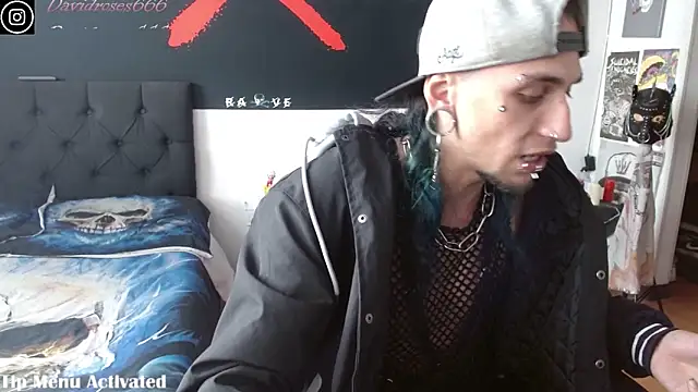 Snapshot of davidroses420 chatting on 10.07.25 davidroses420 online show from 10.07.25