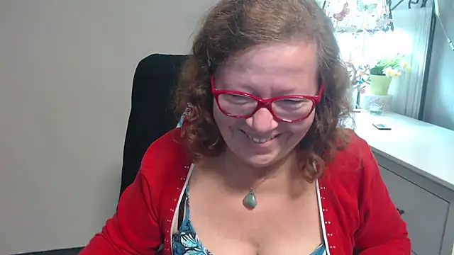 Adelewildx online show from 09.16.25