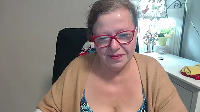 Adelewildx online show from 09.22.25