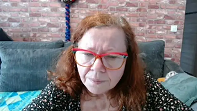 Snapshot of Adelewildx chatting on 12.21.25 Adelewildx online show from 12.21.25