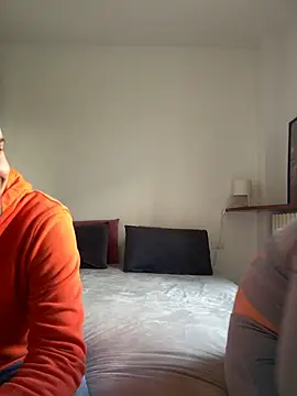 Snapshot of couplepenetration chatting on 03.20.25 couplepenetration online show from 03.20.25