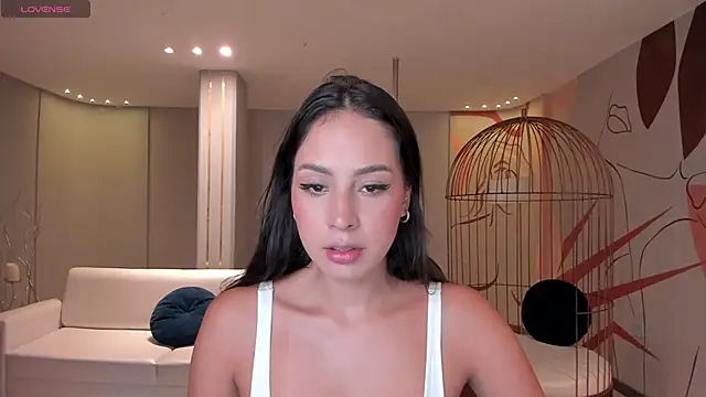 Snapshot of BrennaWalker chatting on 01.25.25 BrennaWalker online show from 01.25.25