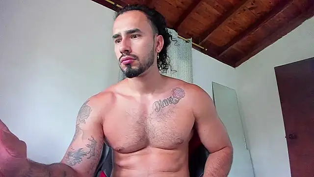 Snapshot of Baky_sexy chatting on 11.06.25 Baky sexy online show from 11.06.25