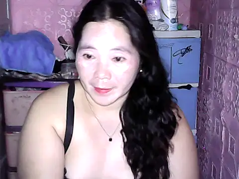 hotpusie 4u online show from 03.03.26