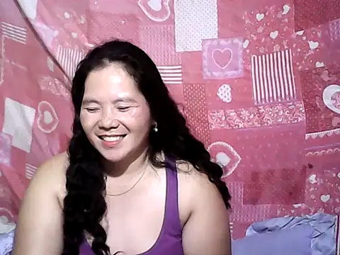 hotpusie 4u online show from 06.05.26