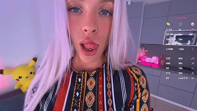 mikkixmeow online show from 03.17.25