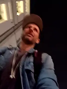 Snapshot of FireFox_Feel chatting on 03.11.25 FireFox Feel online show from 03.11.25