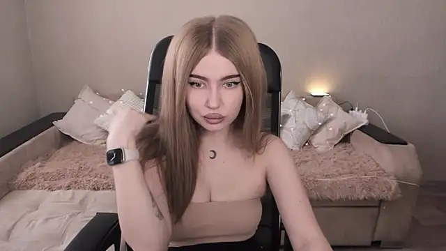 ViolettaLopez online show from 02.24.25