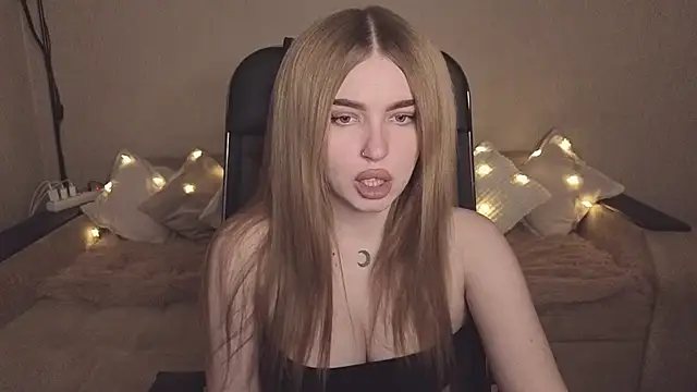 ViolettaLopez online show from 11.27.25