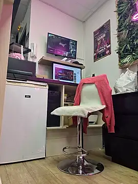 Snapshot of Nathotsexy1 chatting on 01.28.25 Nathotsexy1 online show from 01.28.25