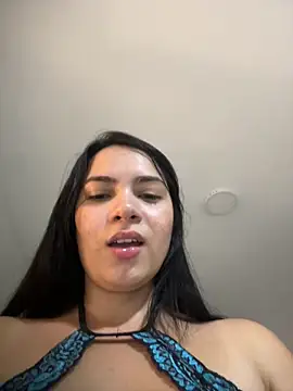 Snapshot of _queen_sofia chatting on 02.10.25 queen sofia online show from 02.10.25