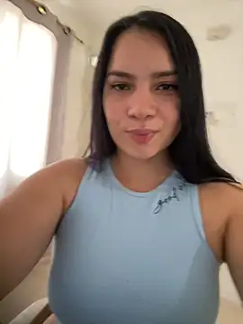 Snapshot of _queen_sofia chatting on 02.15.25 queen sofia online show from 02.15.25