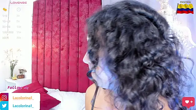 Snapshot of LaColorina_ chatting on 02.07.25 LaColorina online show from 02.07.25