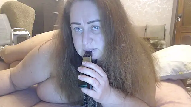 Amy August online show from 02.26.26