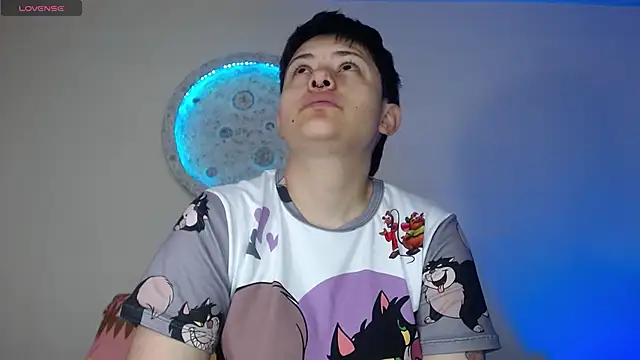 girl intense444 online show from 01.05.25