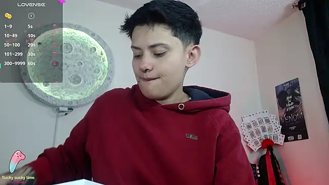 girl intense444 online show from 02.14.25