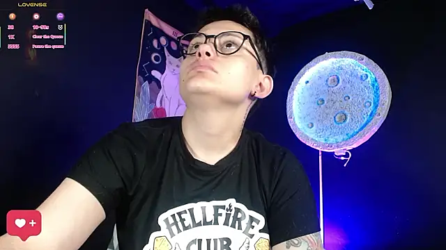 Snapshot of girl_intense444 chatting on 02.13.26 girl intense444 online show from 02.13.26