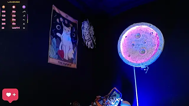 Snapshot of girl_intense444 chatting on 03.04.26 girl intense444 online show from 03.04.26