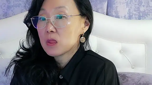 Asian legs online show from 06.02.26