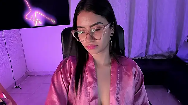 PaulinaBelushi online show from 02.13.25