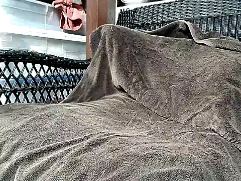 HungHawaiian808xh online show from 10.16.25