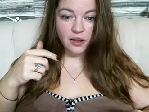 Snapshot of cute__cherry chatting on 01.02.25 cute  cherry online show from 01.02.25