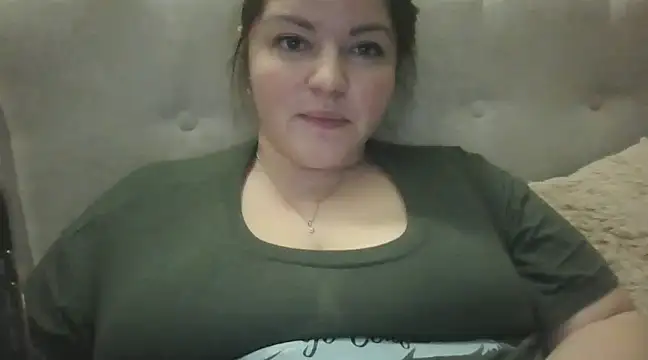 Snapshot of cute__cherry chatting on 01.10.25 cute  cherry online show from 01.10.25