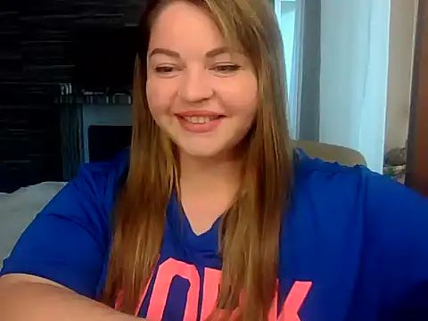 Snapshot of cute__cherry chatting on 05.20.26 cute cherry online show from 05.20.26