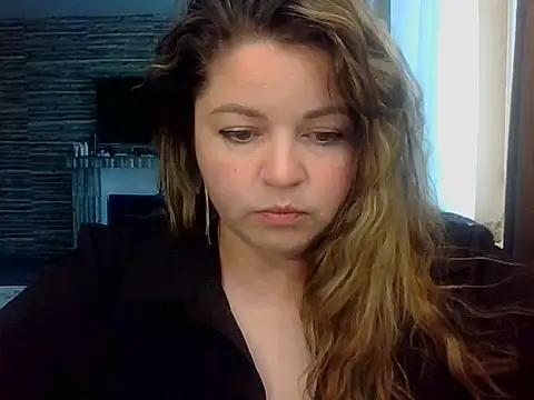 Snapshot of cute__cherry chatting on 05.30.26 cute cherry online show from 05.30.26