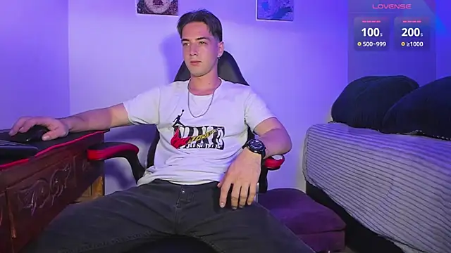 Alex smith00 online show from 02.23.25