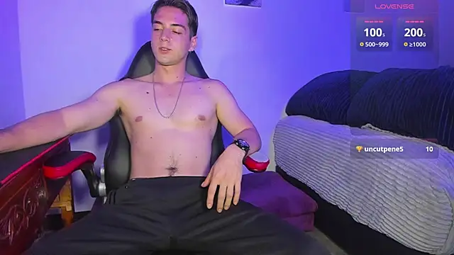 Alex smith00 online show from 03.13.25