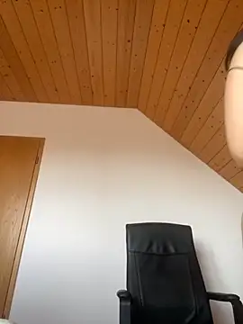 NattCastillo online show from 03.24.26