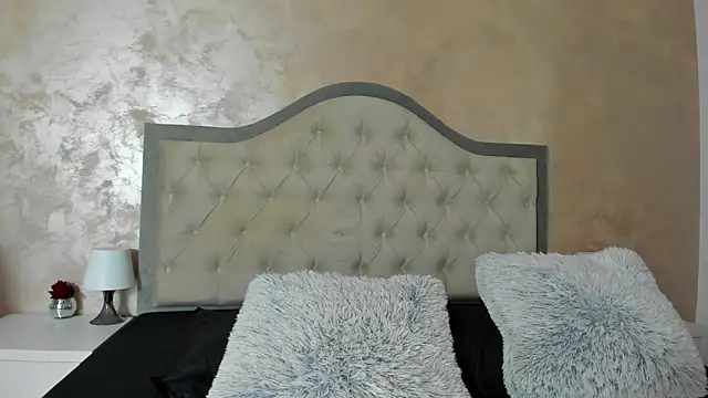 Snapshot of JennaMyers chatting on 11.07.25 JennaMyers online show from 11.07.25