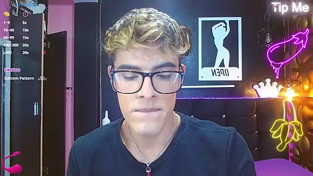 angel sexyevil online show from 01.20.25