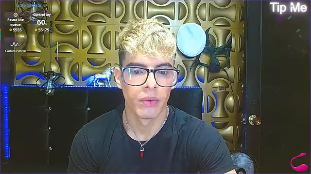 angel sexyevil online show from 02.18.25