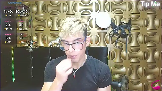 angel sexyevil online show from 02.26.25