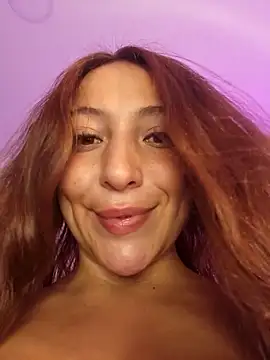 VickyHoult online show from 02.16.25