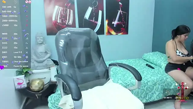 pearl weet online show from 03.11.25