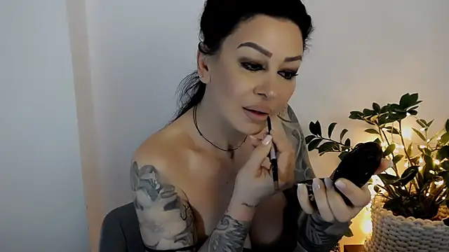 Xentthia online show from 04.27.26