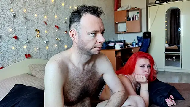 Snapshot of GenrikhBecca chatting on 01.25.25 GenrikhBecca online show from 01.25.25