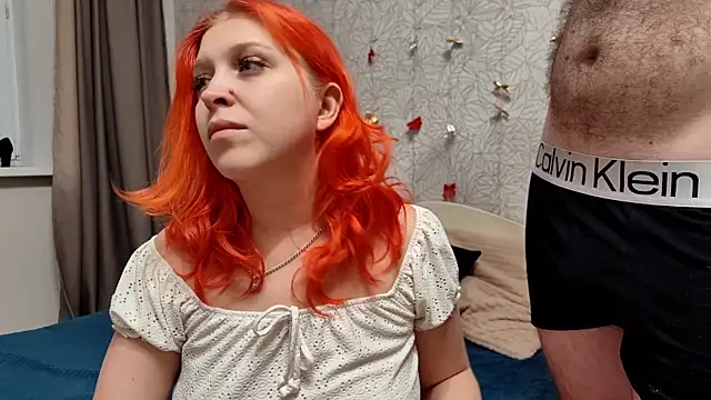 Snapshot of GenrikhBecca chatting on 02.12.25 GenrikhBecca online show from 02.12.25