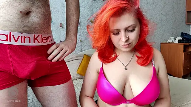 Snapshot of GenrikhBecca chatting on 02.24.25 GenrikhBecca online show from 02.24.25