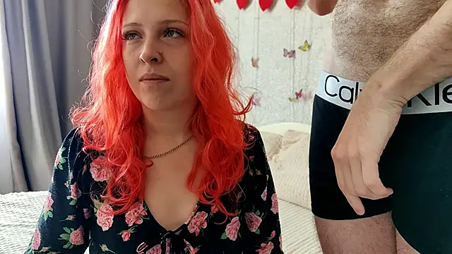 Snapshot of GenrikhBecca chatting on 09.17.25 GenrikhBecca online show from 09.17.25